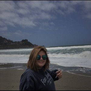 Meet your Posher, Veronica